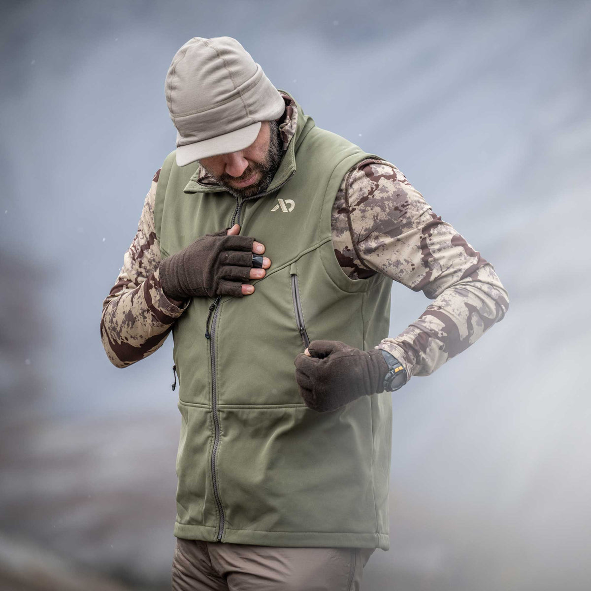 Men's Suppressor Vest