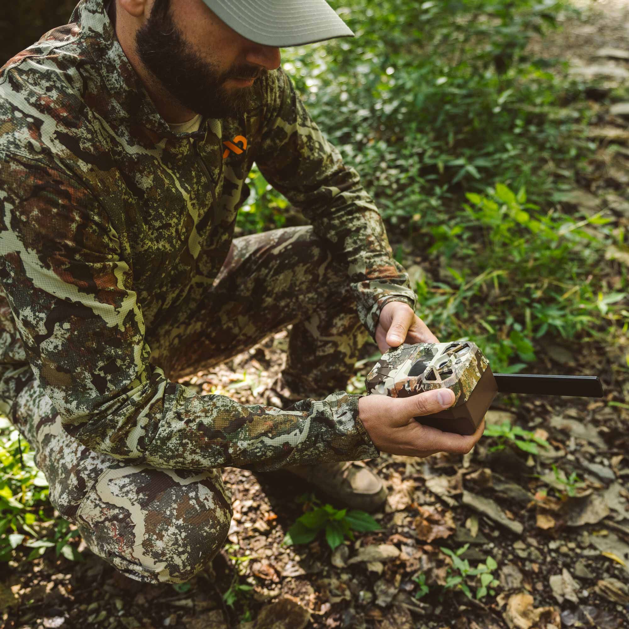 Moultrie Mobile EDGE 2 x First Lite Trail Camera