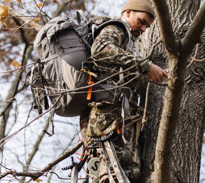 Timber Ninja C1 Fiber Climbing Stick in Specter Camo