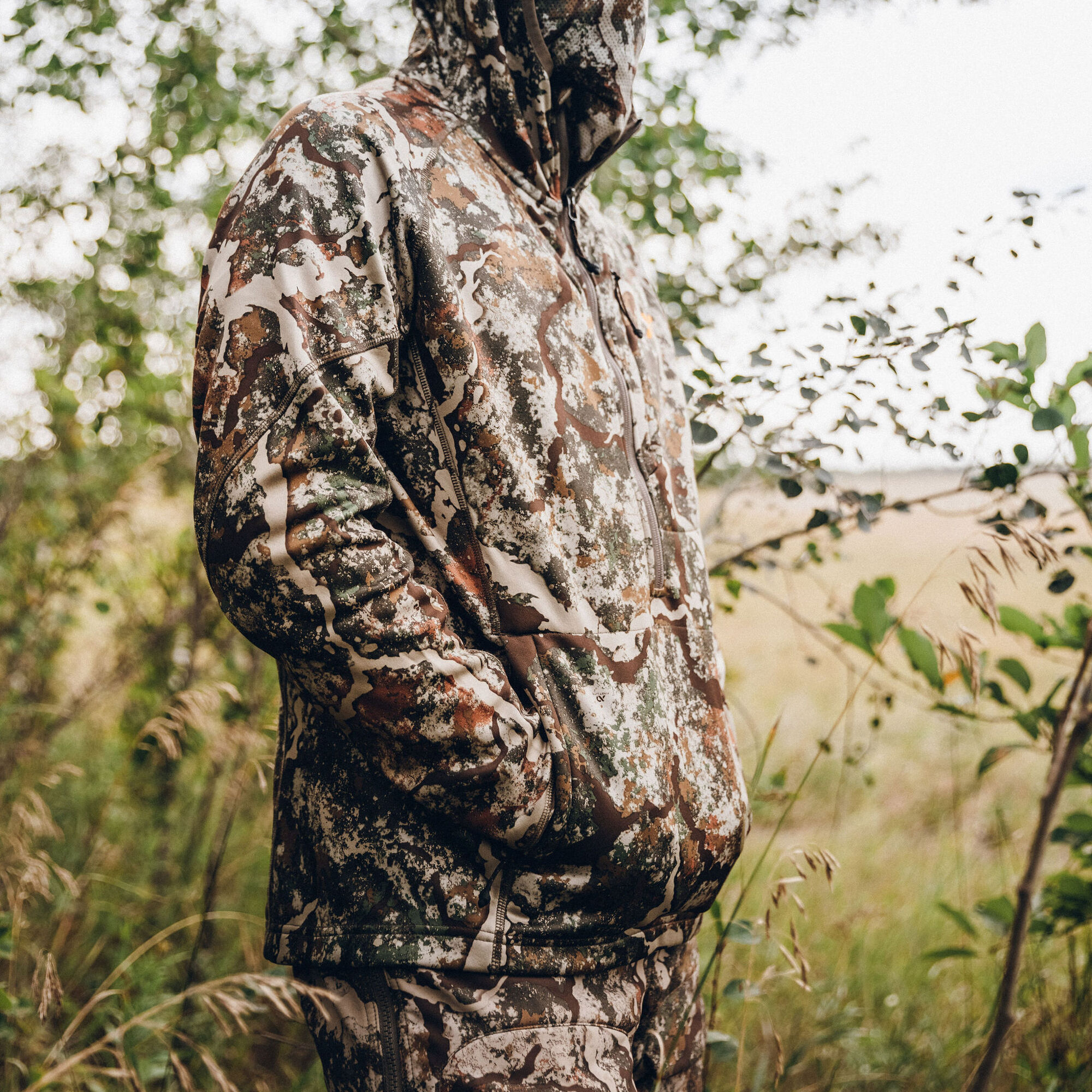 Chama hoody first online lite