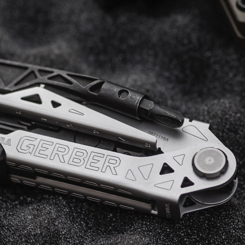 Gerber Gear Center Drive Needle Nose Multi-Tool with Sheath image number 3
